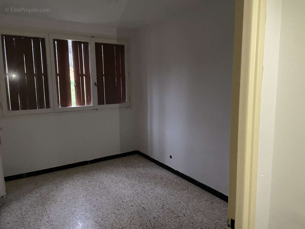 Appartement à MARSEILLE-15E