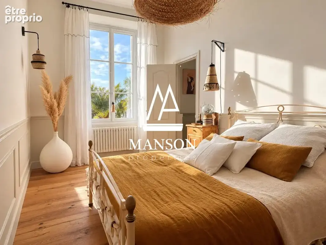 Maison 10 pièces 290 m² à vendre à Bourg (33710) - photo 9