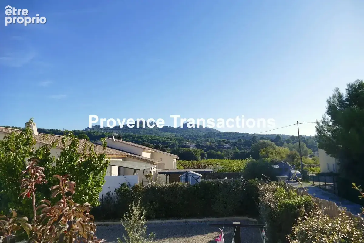 Villa de 138 m² avec piscine. - photo 2
