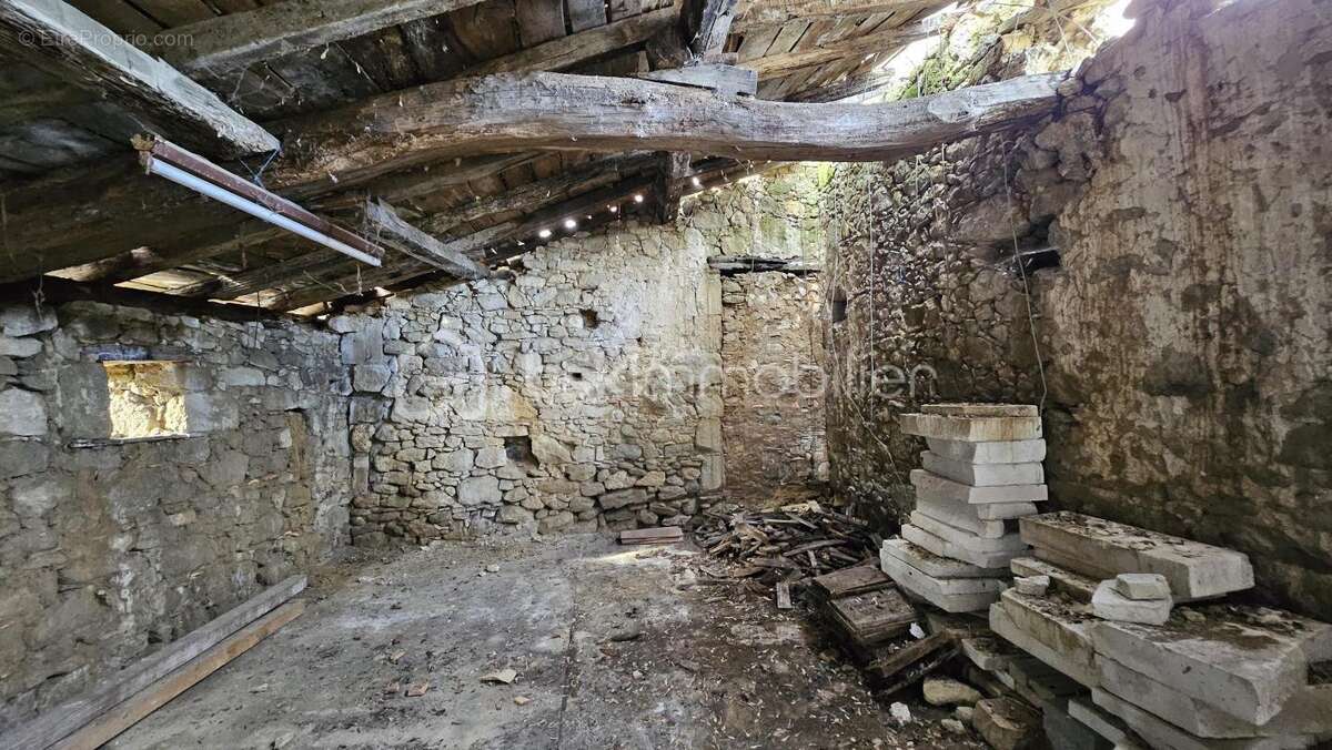 Maison à SAINT-MARTIN-DU-BOIS