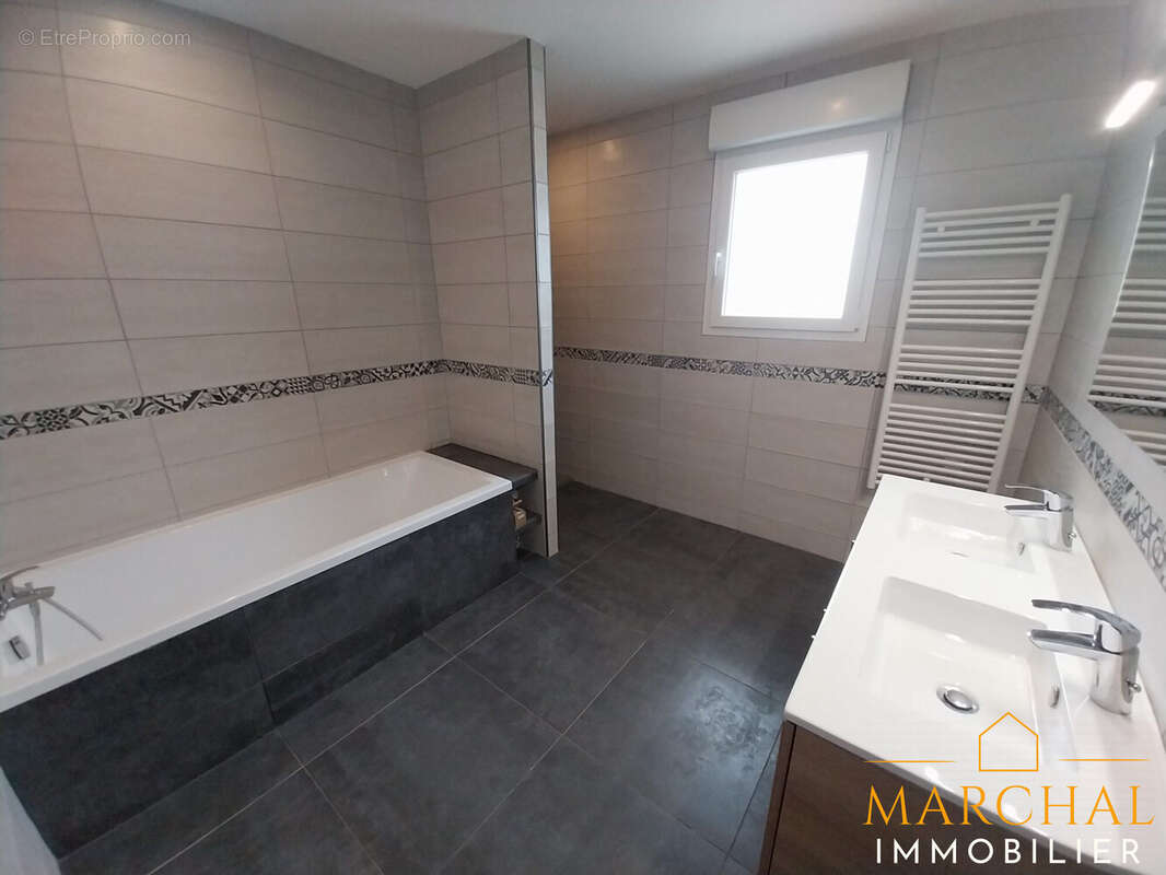 Maison à POURNOY-LA-GRASSE