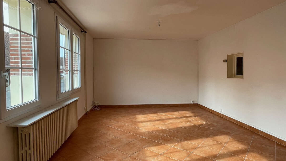 Maison à LA FERRIERE-SUR-RISLE