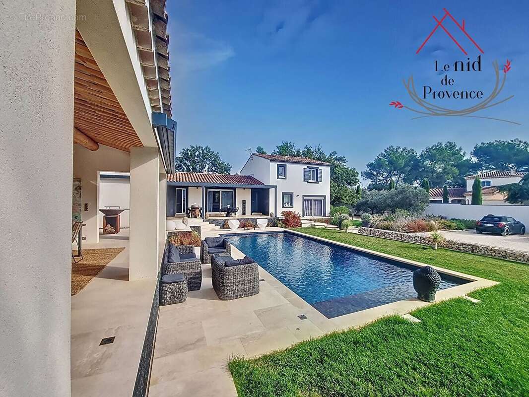 Maison à CABRIERES-D'AVIGNON