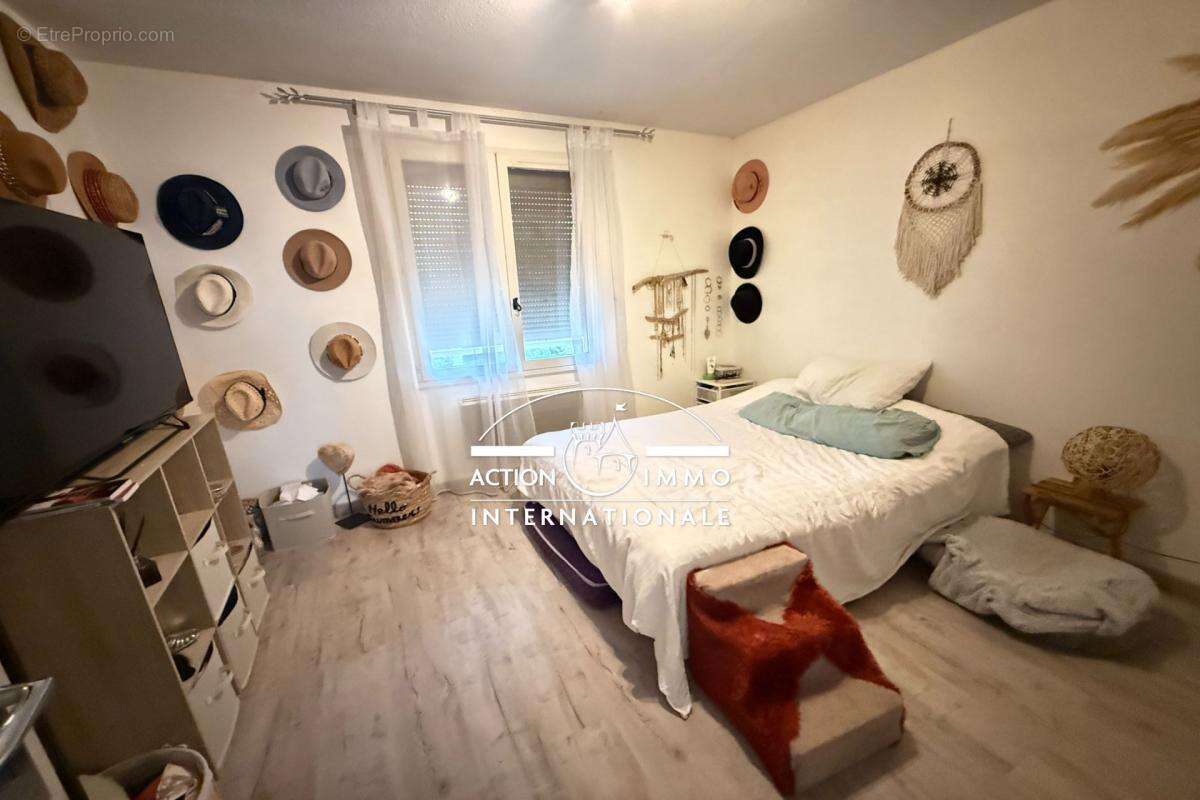 Maison à SAINT-MARTIN-DE-CRAU