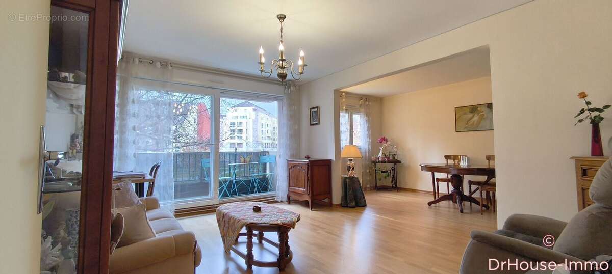 Appartement 88 m² à Belfort  - photo 4