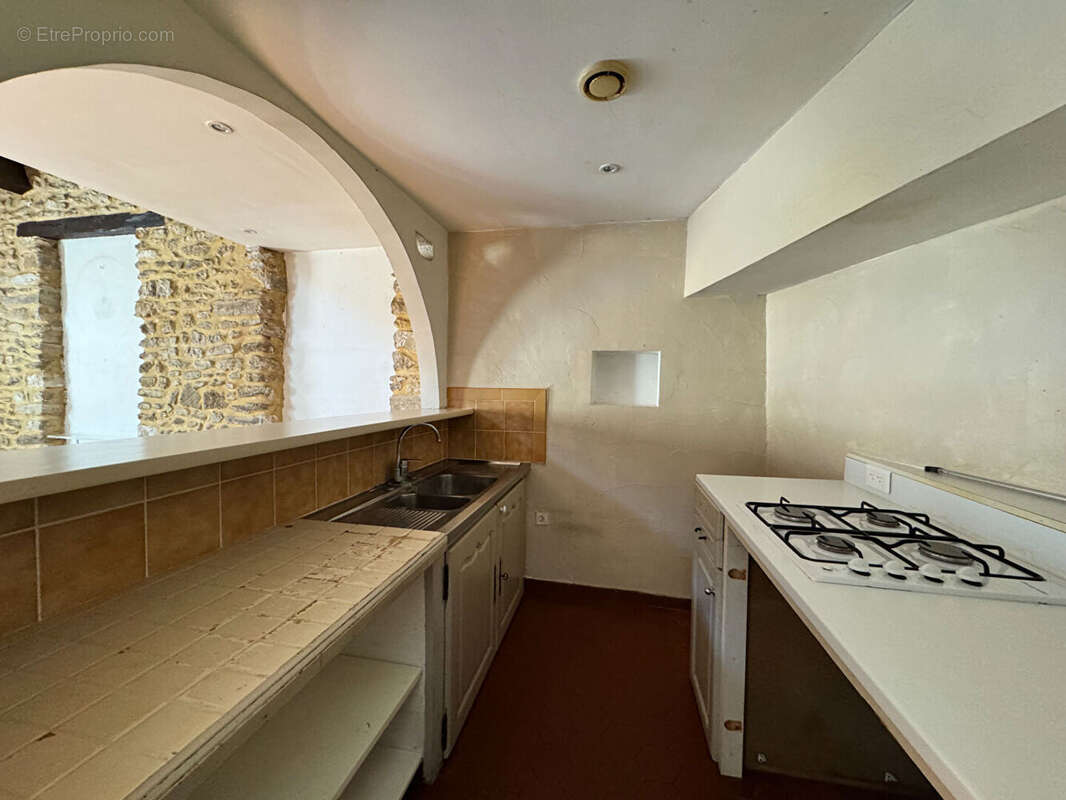 Appartement à L'ISLE-SUR-LA-SORGUE