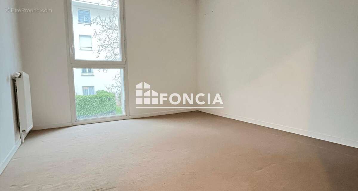 Appartement à SAINT-OUEN-L'AUMONE