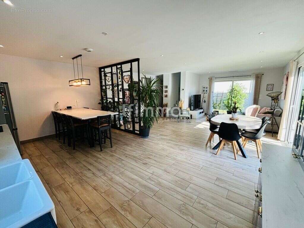 Maison familiale contemporaine – 5 chambres – Piscine – DPE A - photo 4