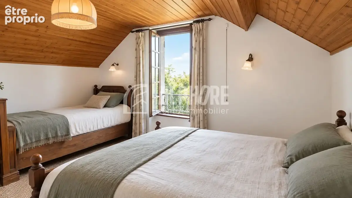 Maison à rénover de 5 pièces à Batz-sur-Mer, dans le bourg - Potentiel de division - photo 8