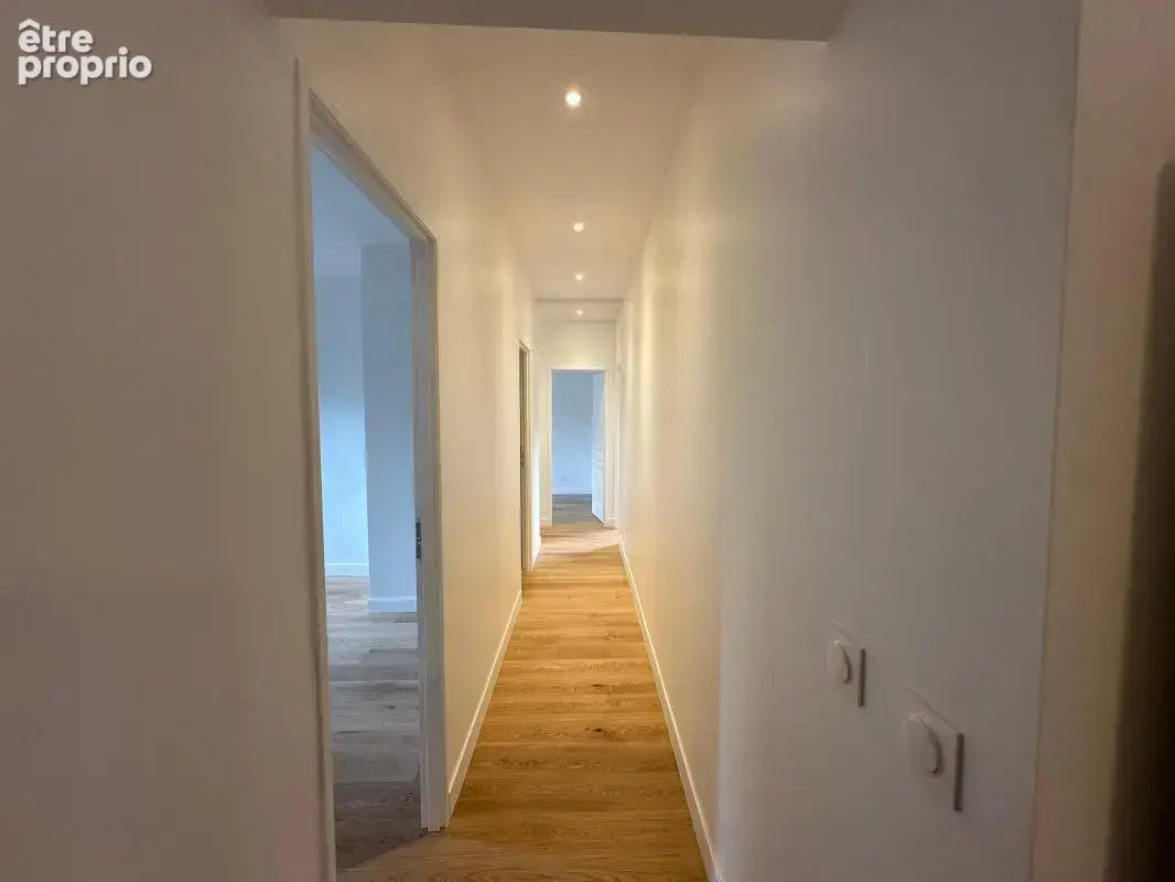 Saint-Ouen – Spacieux T4 familial rénové avec prestations premiums - photo 13