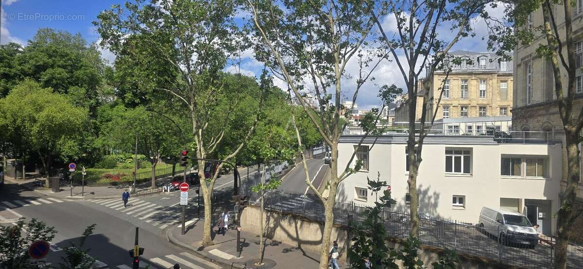 Appartement à PARIS-20E