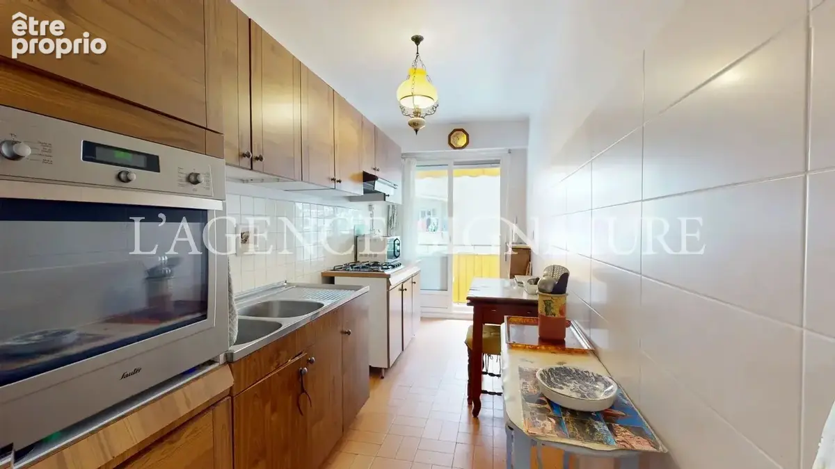 Nice St Roch « Pierrette » 3P 70m2 Traversant - Terrasse - Garage - photo 4