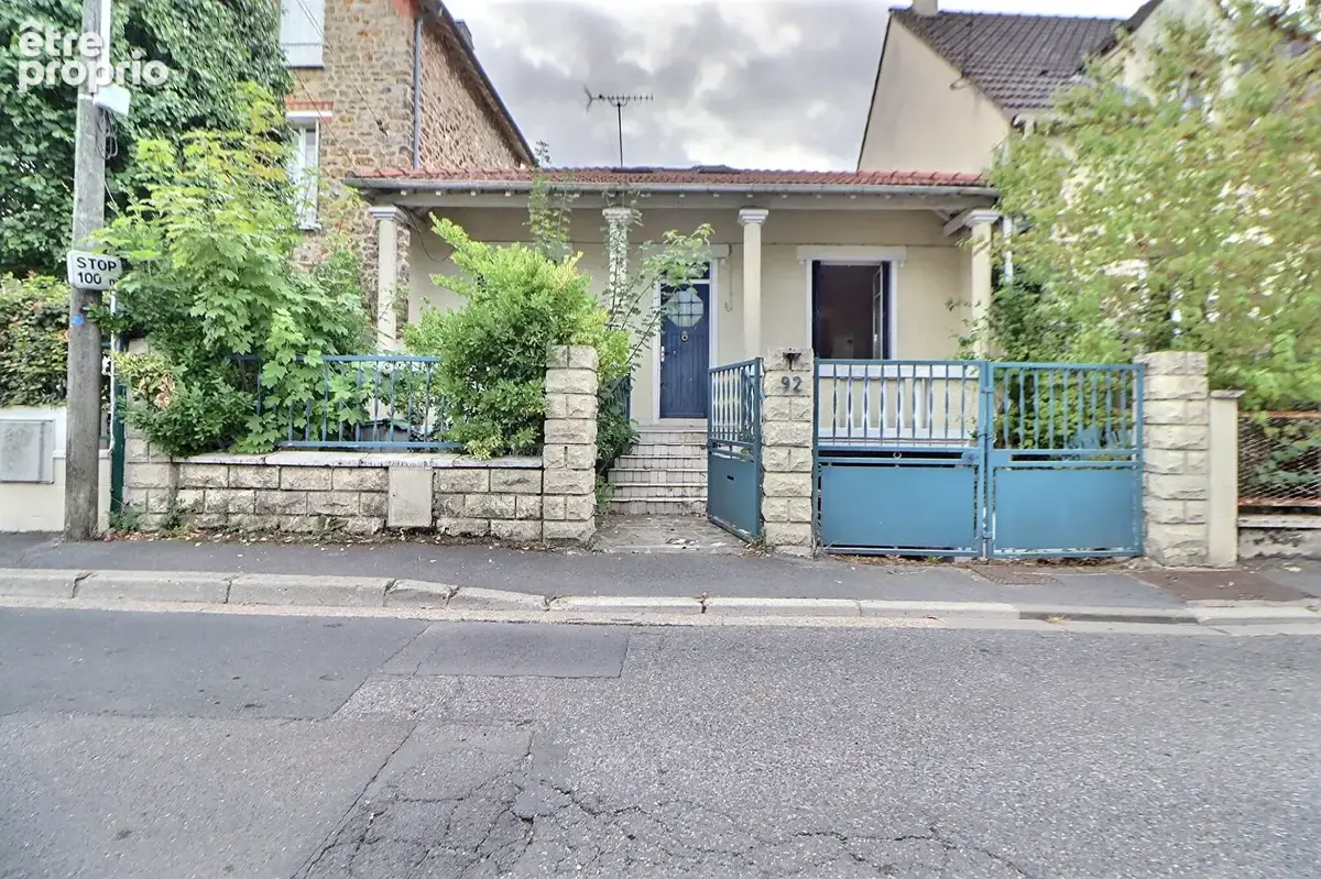 Photo Maison à Saint-Leu-La-Foret au prix de 150 000€