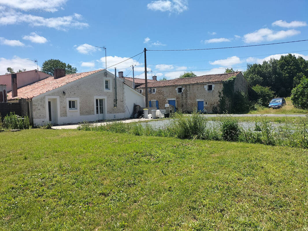 Maison à SAINT-HIPPOLYTE