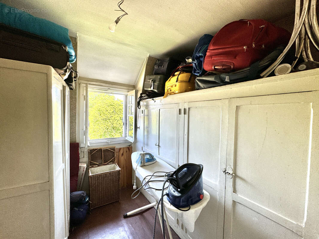 Appartement à CHARENTON-LE-PONT