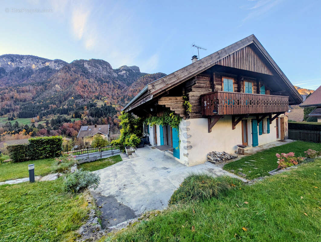 Maison à BONNEVILLE