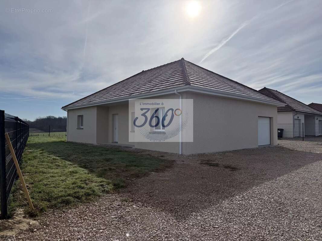 Maison à LOUHANS