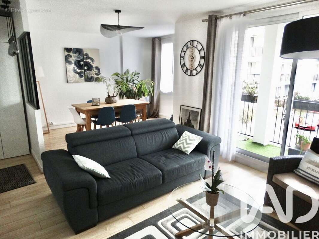 Photo 4 - Appartement à LA CELLE-SAINT-CLOUD