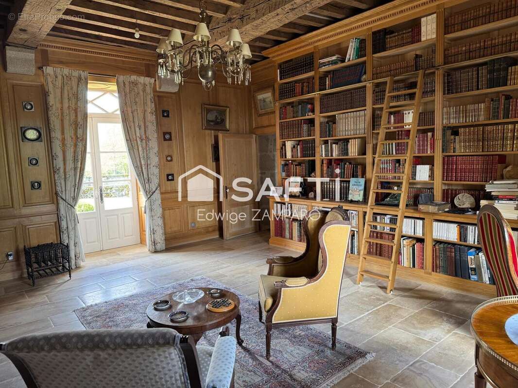 Maison 304 m² à La Chapelle-Montbrandeix  - photo 8