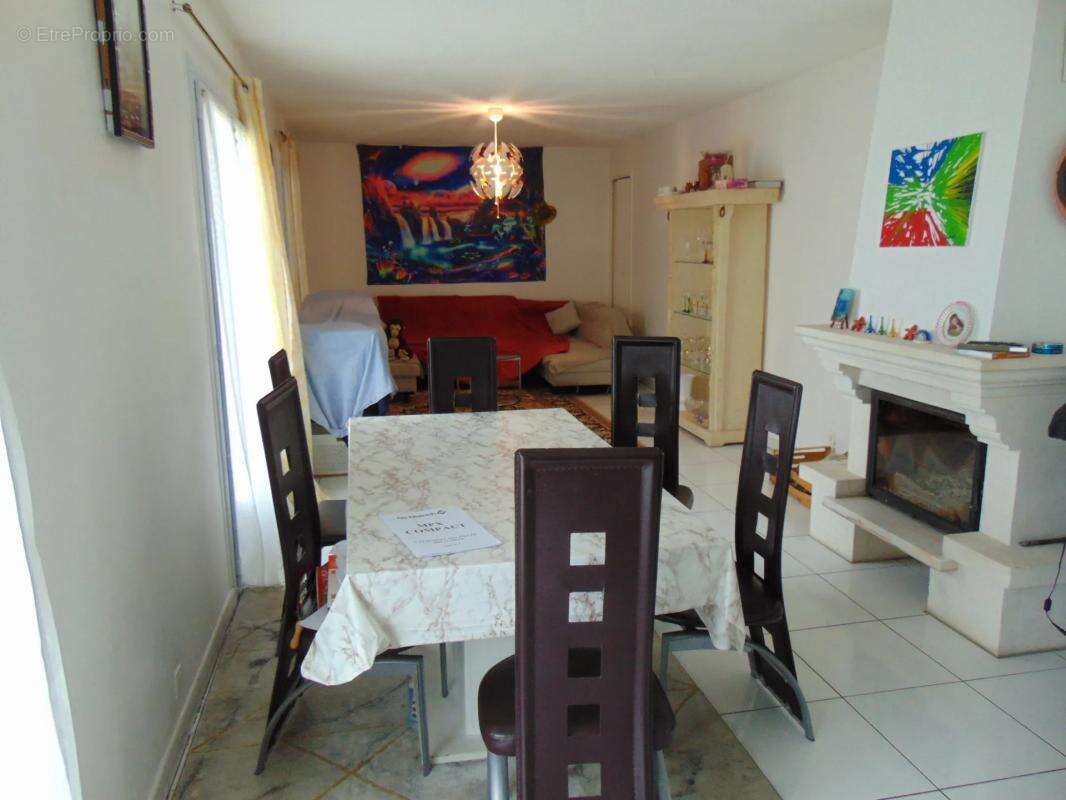 Maison à VILLEMANDEUR