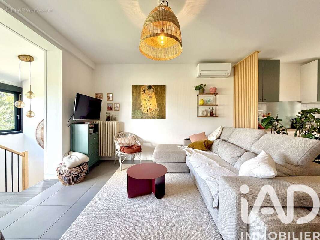 Photo 2 - Maison à NIMES