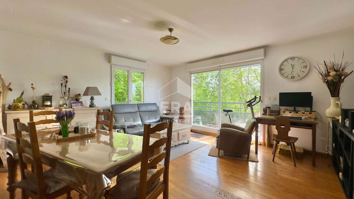 Appartement à JUVISY-SUR-ORGE
