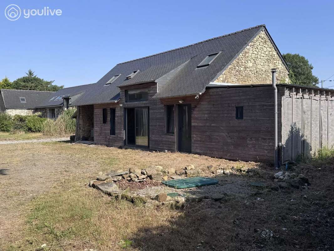 pontivy longére 8 piéces plus 2 logements sur 3150m2 - photo 32