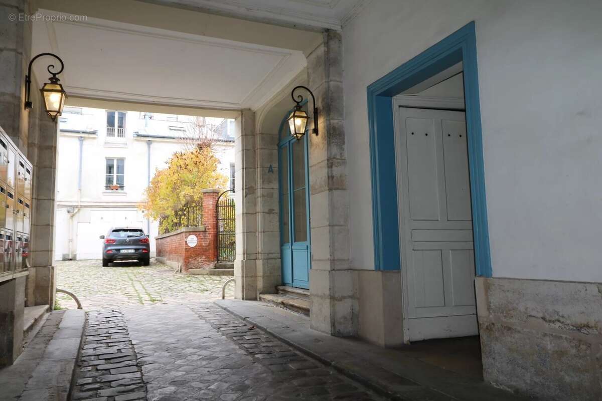 Appartement à VERSAILLES