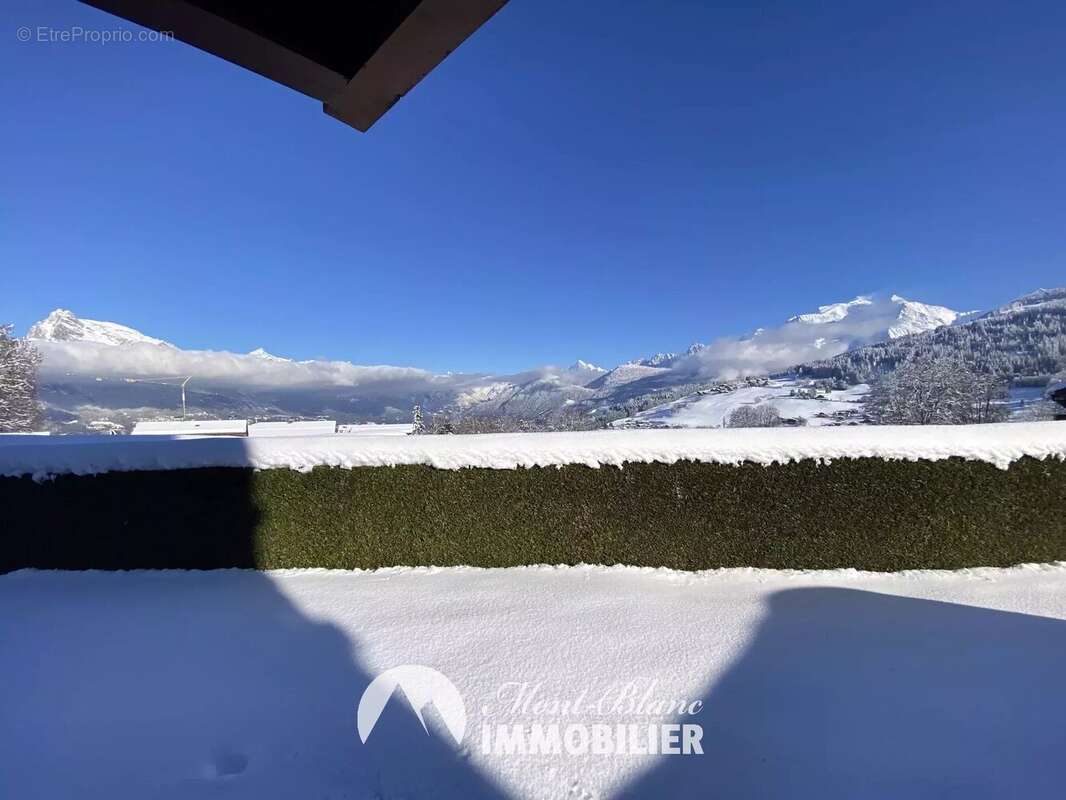 Appartement à COMBLOUX