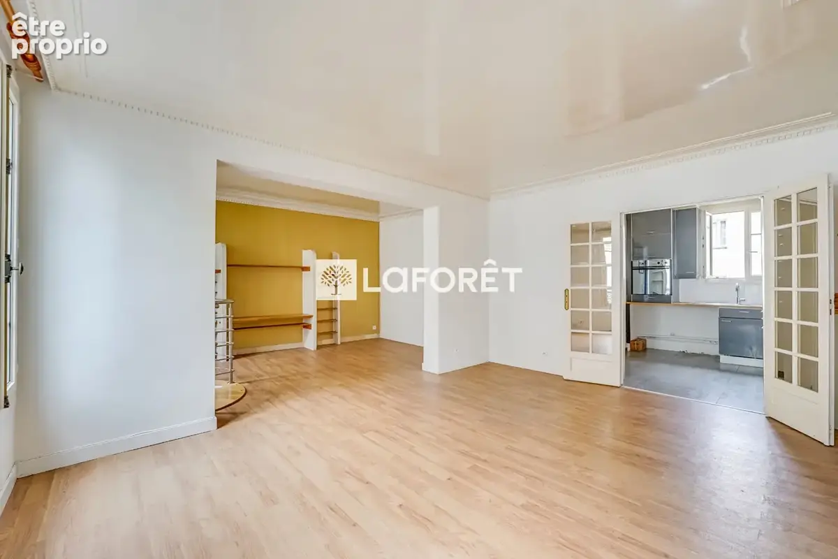 Paris 14? ? Pernety  Appartement familial en duplex de 4 pièces avec fort potentiel - photo 4