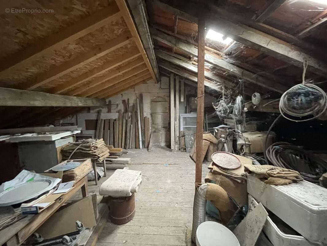 Maison à BARBEZIEUX-SAINT-HILAIRE