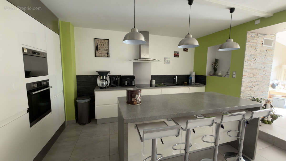 Appartement à CHABEUIL