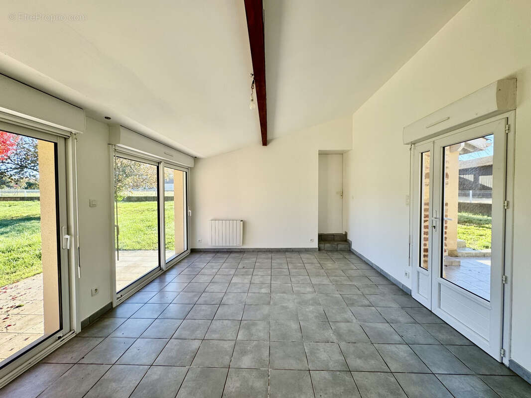 Maison à MOULEYDIER