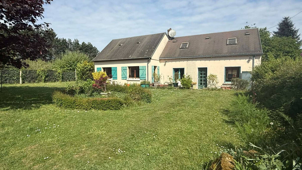 Maison à SURFONDS