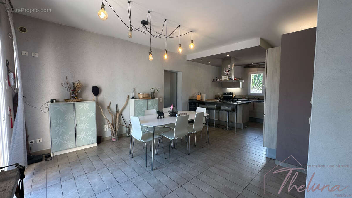 Villa R+1 avec piscine et terrain constructible à Tarascon - photo 5
