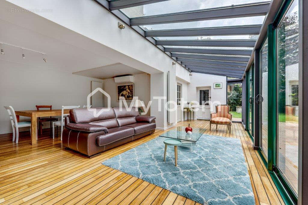 Maison à SAINT-LEU-LA-FORET