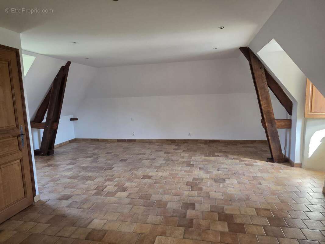 Maison à MARIGNE-PEUTON