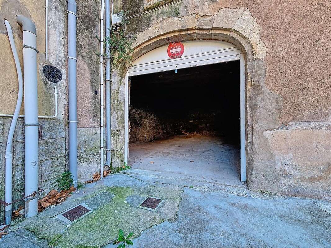 Photo 4 - Parking à BEDARIEUX