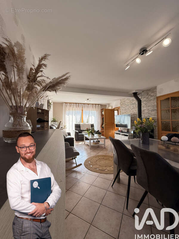 Photo 2 - Maison à HALLINES