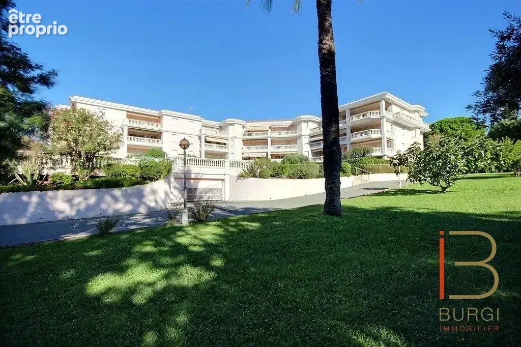 Saint-Raphaël plateau notre dame 2P avec terrasse - jardin, parkings, garage et cave. Piscine. Exclusivité - photo 9