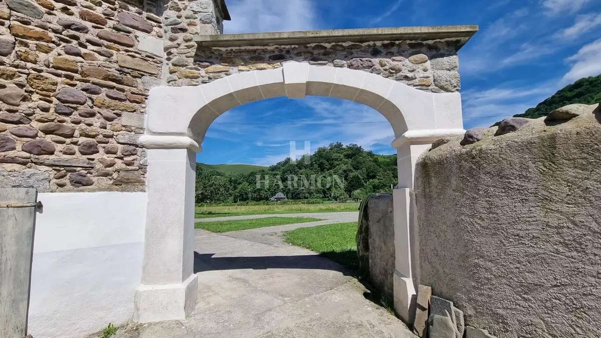 Maison à LANNE-EN-BARETOUS