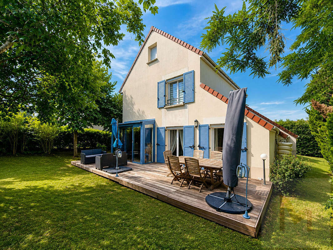 Maison à NEUILLY-PLAISANCE