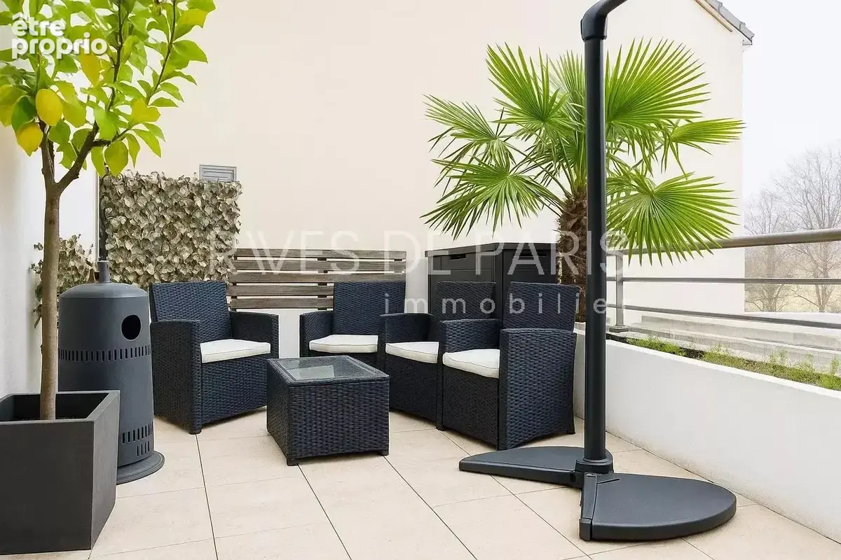 Appartement à COURBEVOIE