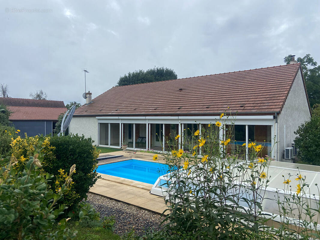 Maison à PARIGNY-LES-VAUX