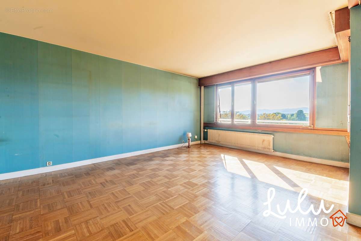 T6 de 135m2 - Ecully avec deux terrasse. - photo 5