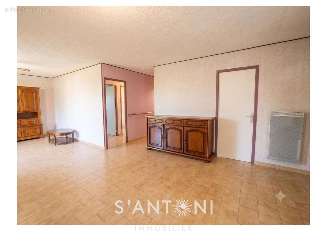 À vendre  Villa de plain-pied avec jardin arboré à Bassan (34290) - photo 6