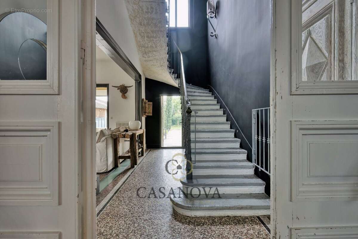 Maison à AIGUES-VIVES