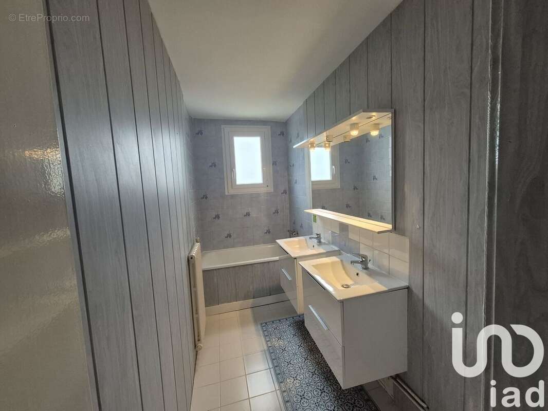 Photo 4 - Appartement à MONTLUCON