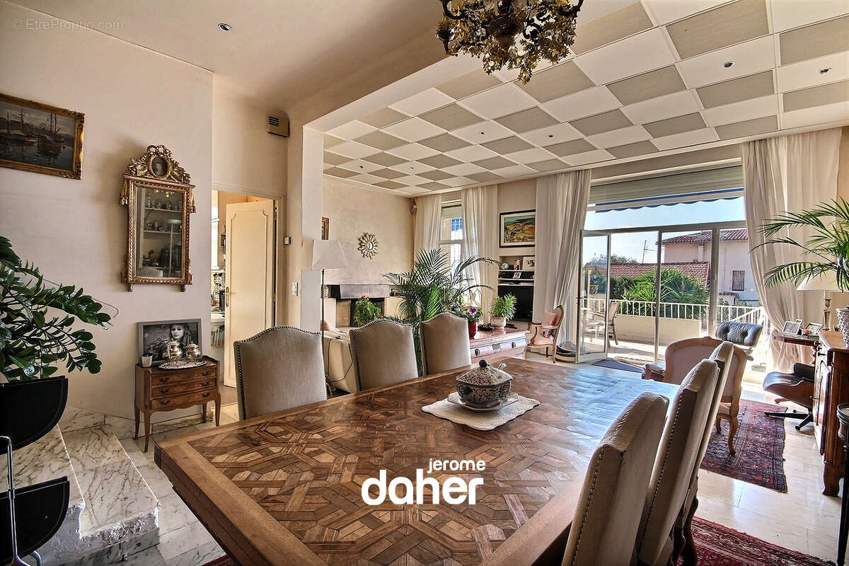 Maison à MARSEILLE-7E