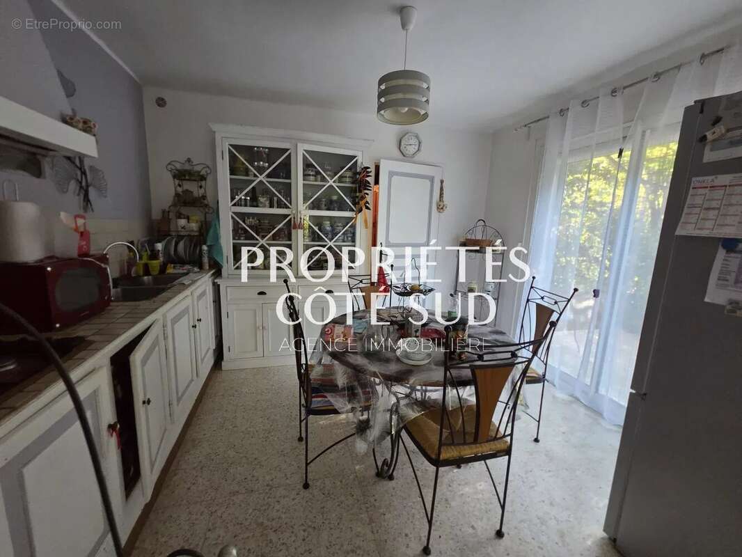 maison de plain pied avec grand terrain de 2209M2 - photo 2